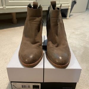 Dolce Vita Jaegar booties